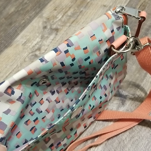 Fossil Thin Crossbody Purse - Picture 12 of 13